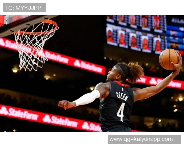 杰伦盛赞米诺特具备理想侧翼特质展现出野兽般的尺寸与运动能力