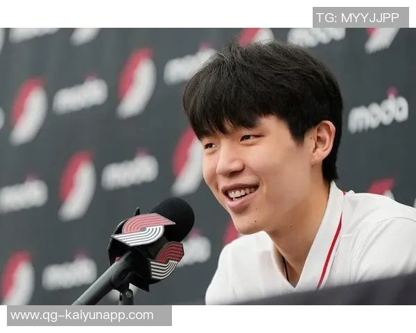 新秀表现抢眼5中5砍下14分2板1助1帽瀚森短暂出场仅6分钟