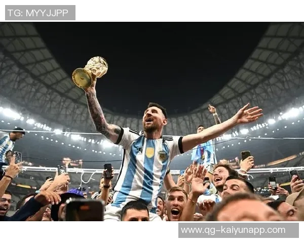 梅西中场精准长传助攻阿连德双响助球队取胜